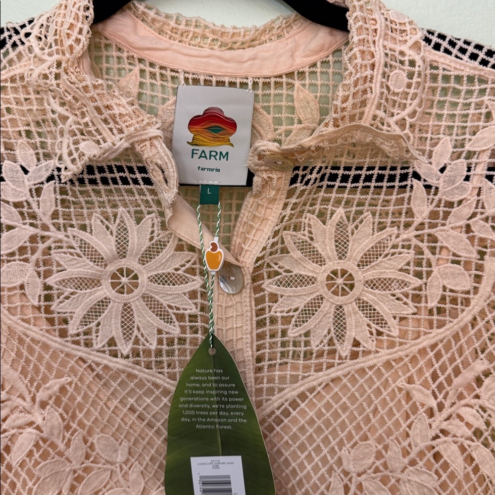 Farm Rio Sand Landscape Guipure Shirt size L - Picture 10 of 13